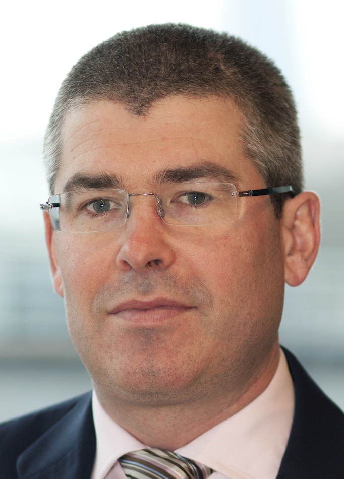 Simon Webber Schroders Lead Portfolio Manager Headshot